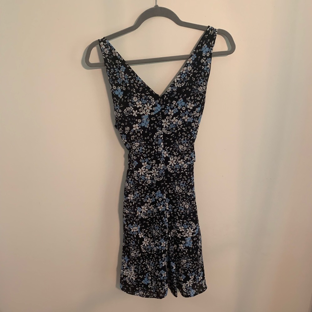 Parker NY blue floral belted flounce dress